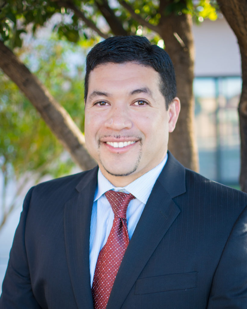 Dr. Victor Calderon Oro Valley AZ Oro Valley Eyecare